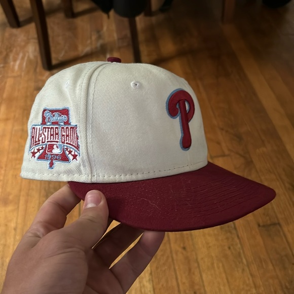 Fitted 7 3/8 new era hat - Picture 1 of 4